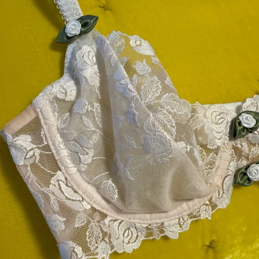 For Love & Lemons Sweetheart Floral Rose Lace Bra‎ White Cream Bridal Lingerie S